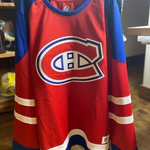 Montreal Canadiens Red and Blue Hockey Jersey new size xl